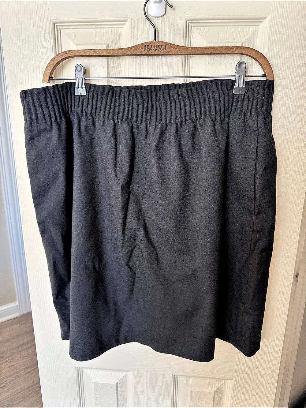 J.Crew Women's Black Elastic Skirt Size 18 Like New